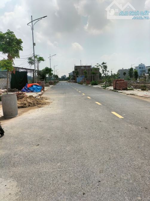 Chính chủ gửi bán lô góc 64m nằm cạnh TĐC Hoa Động - 1