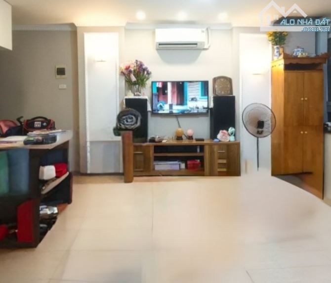 Bán nhà Hai Bà Trưng, TT Võ Thị Sáu, ô to đỗ cổng, sđcc 22/ 45m2 giá 3.8 tỷ - 1