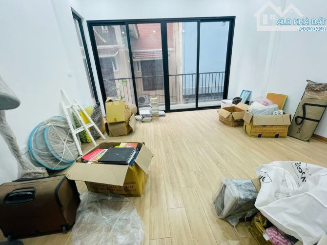 BÁN NHÀ MẶT NGÕ SÁT PHỐ 20 TỶ 55m 7 TẦNG MT 4,2m Ô TÔ TẢI ĐỖ CỬA GIANG VĂN MINH BA ĐÌNH - 1