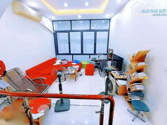 Bán Nhà Xuân La Tây Hồ-Ngõ Thông Kinh Doanh Oto-50m 5 tầng Mt 4,2m giá 11,7 tỷ - 1