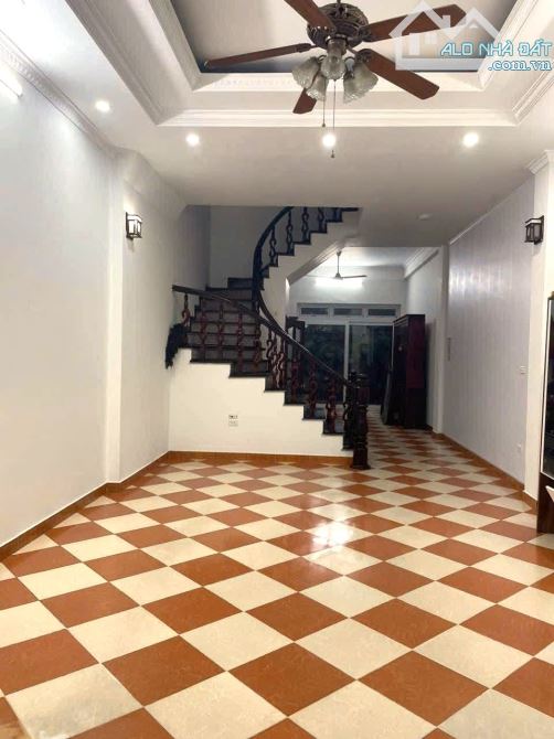 Cho thuê nhà liền kề Văn Quán 80m x 4 tầng giá 18 triệu - 1
