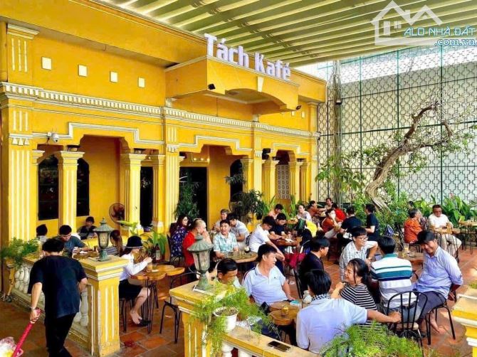 BÁN NHÀ MẶT TIỀN ĐƯỜNG HOÀNG VĂN THỤ DT GẦN 400m2 , MẶT TIỀN BỜ KÈ MÁT MẺ - 1