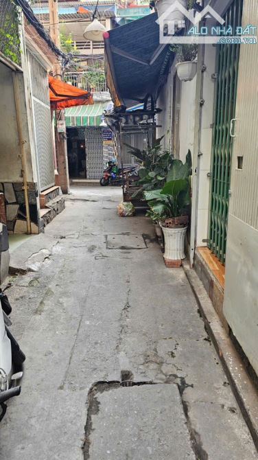 Nhỉn 4 Tỷ có ngay nhà Nguyễn trãi 31m2 tại Quận 5 - 1
