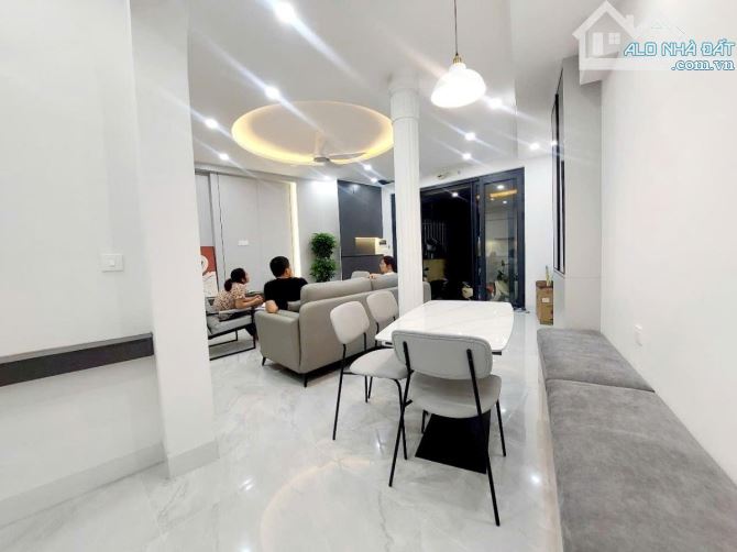 Bán Nhà Mỹ Đình-Hoa Hậu Mỹ Đình Gần Bến Xe,Sân Vận Động-50m 4 tầng mt 4,5m giá 8,6 tỷ - 1