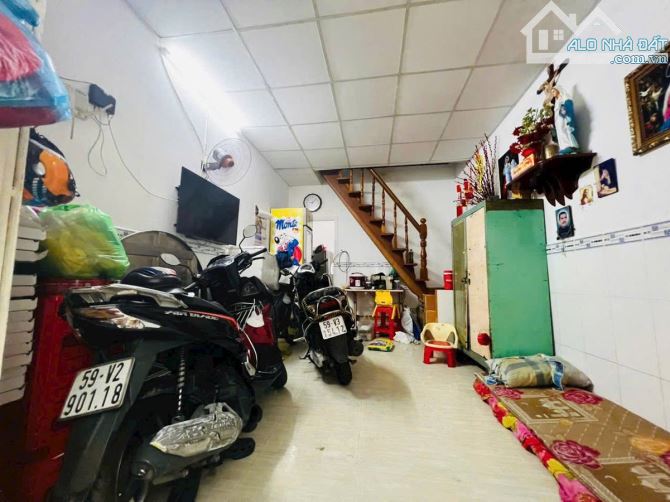 Bán căn nhà Thống Nhất P16 GV gần trường Phan Tây Hồ, Phan Chu Trinh. - 1