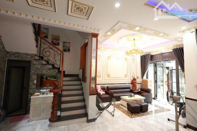 Bán nhà Thái Thịnh 57m2 ngõ oto kinh doanh tốt sát mặt phố 20 tỷ - 1