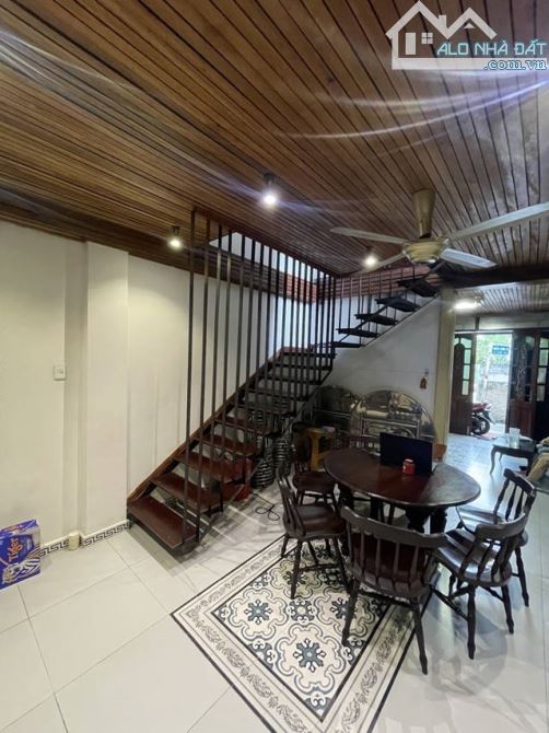 BÁN NHÀ SIÊU PHẨM NHÀ VƯỜN TÂN PHÚ - KHU VIP PHÚ THỌ HOÀ - 69M2 - 2 TẦNG ĐẸP - HẺM XE HƠI - 1