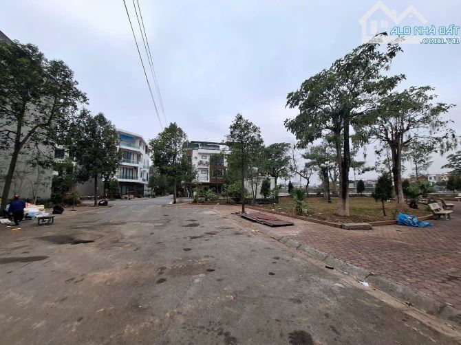 Bán lô đất view vườn hoa khu Phương Vỹ - Phường Vũ Ninh - TP. Bắc Ninh. Giá 5.95 tỷ - 1