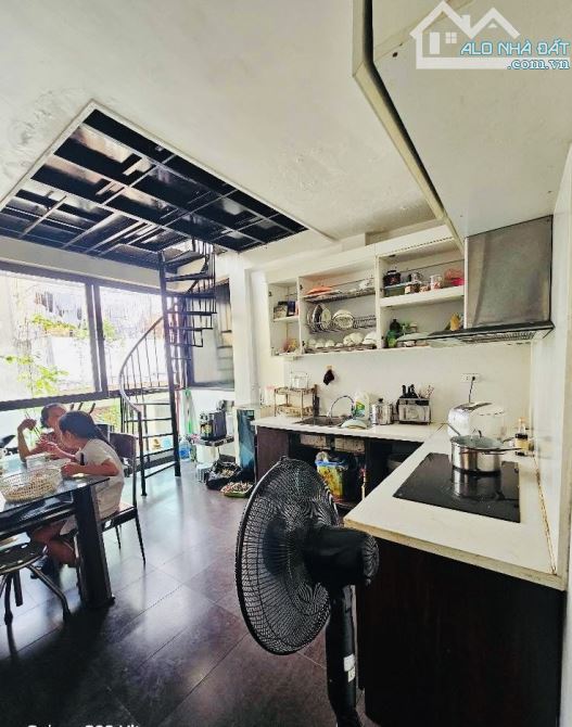 NHÀ NGÕ Ô TÔ PHỐ NGUYỄN CHÍ THANH - PHÂN LÔ - 45m2, 6t, 18xxx… - 1