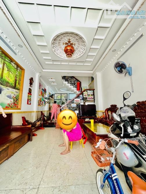 HẺM XE HƠI - TÂN CHÁNH HIỆP 10 - NHÀ 4 TẦNG VÀO Ở NGAY - 1