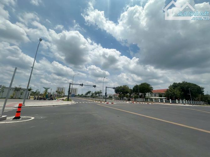 bán nhà gần 100 m2 4 tầng 9 tỷ xíu ngay khu 38 ha mặt tiền đường kinh doanh - 1