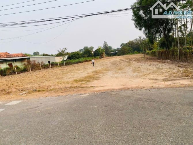 Cần bán lô đất Phú An Bến Cát 5x33m, 100m2 tc giá 1ty350 - 1