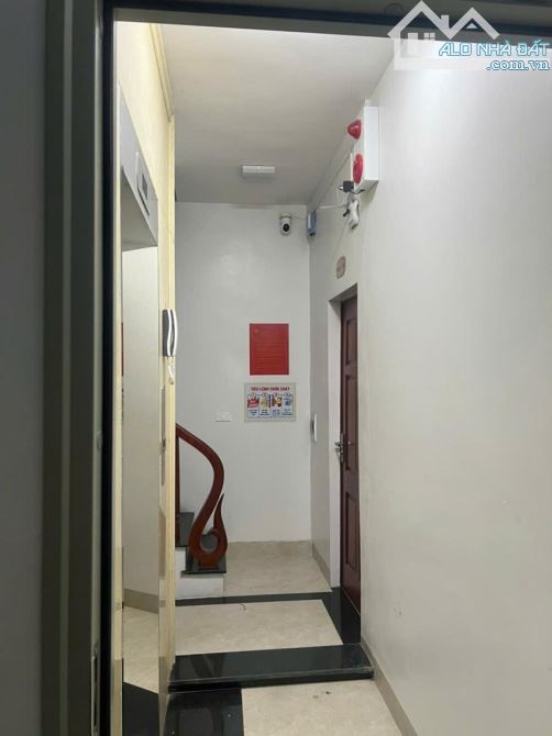 BÁN CCMN BẮC TỪ LIÊM,NHÀ MỚI 56M2 7 TẦNG 11PKK, DOANH THU CAO, GIÁ HƠN 12 TỶ - 1
