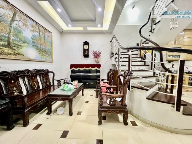 🌟 BÁN NHÀ ĐẸP PHỐ 8-3 – HAI BÀ TRƯNG 💎4 TẦNG DÂN XÂY, CÁCH Ô TÔ 30M, GẦN PHỐ. TIỆN ÍCH - 1