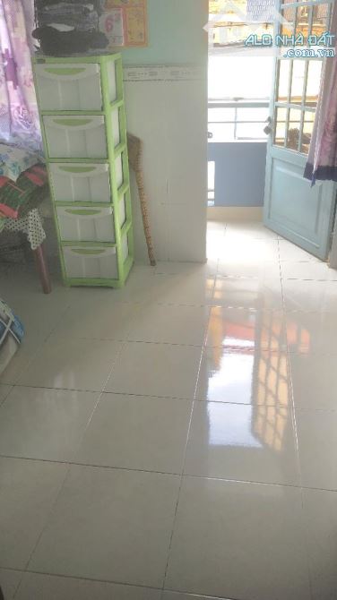 Nhà cấp 4, hẻm xe hơi Nguyễn Văn Quá, 54m2*4m5 chỉ 4T1 - 1