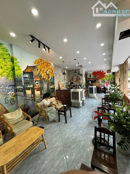 Bán nhà Mặt Phố Trần Hưng Đạo – Hoàn Kiếm – 50m2 – MT4,5m – 4 Tầng – Lô góc – 43 tỷ . - 1