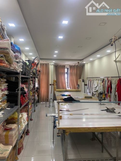 BÁN NHÀ PHỐ VIP - HẺM XE TẢI THÔNG THOÁNG - KHU CƯ XÁ NGÂN HÀNG YÊN TĨNH, AN NINH - 12