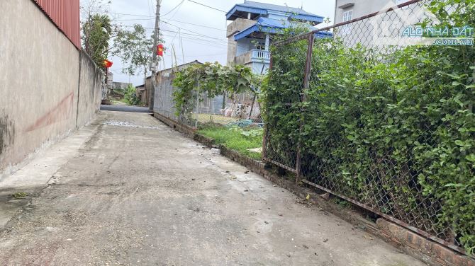 CHỈ VỚI 2 TỶ HƠN SỞ HỮU NGAY  ĐÌNH TRUNG -XUÂN NỘN - TRƯỚC ĐẤT Ô TÔ TRÁNH. - 2