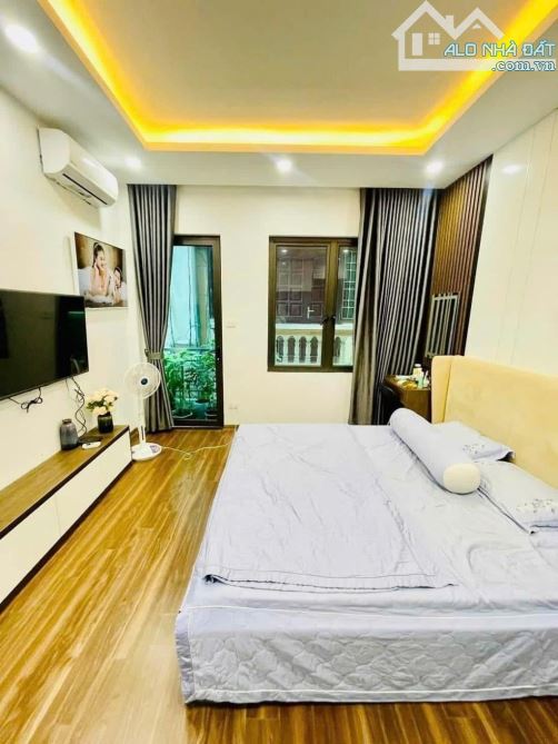 BÁN NHÀ KIM NGƯU - HAI BÀ TRƯNG - Ô TÔ ĐỖ CỬA - 4 TẦNG - GIÁ CHỈ 8.6 TỶ! - 2