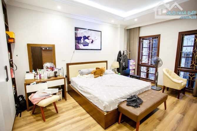 NHÀ BIÊN GIANG ÔTÔ ĐỖ CỬA GẦN ĐƯỜNG 6 NHỈNH 3TỶ - 2