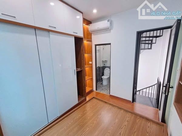 BÁN NHÀ THỊNH QUANG- ĐỐNG ĐA- KẾT HỢP VỪA Ở VỪA KINH DOANH- KHU TRUNG TÂM- DI CHUYỂN GẦN - 2