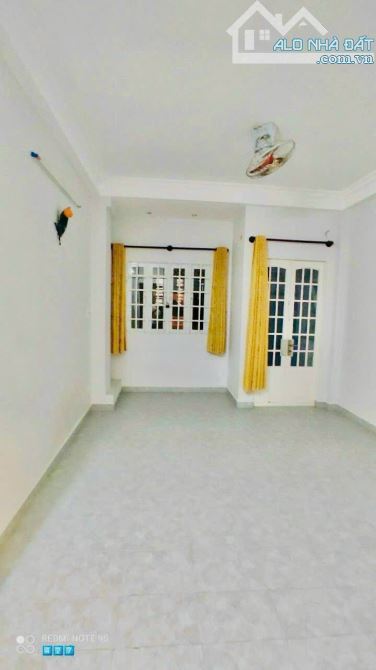 Ngộp Bank thanh lý nhà Võ Văn Tần, P5, Quận 3,Giá 3 tỷ 650 DT 47m2, 1T 2L, sổ riêng - 2