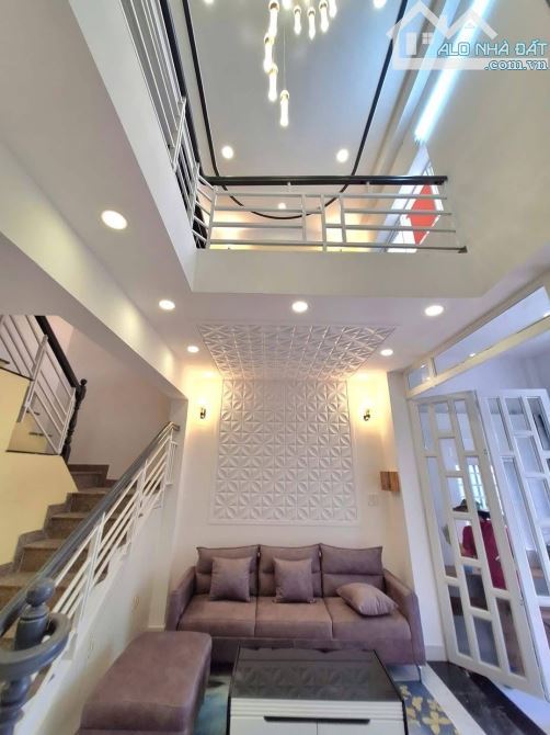 🔺Chốt và sở hữu ngay căn nhà Võ Thị Nhờ, Quận 7 / 65.3m2 / Giá 2 Tỷ 530 (Sổ Hồng Riêng) - 2