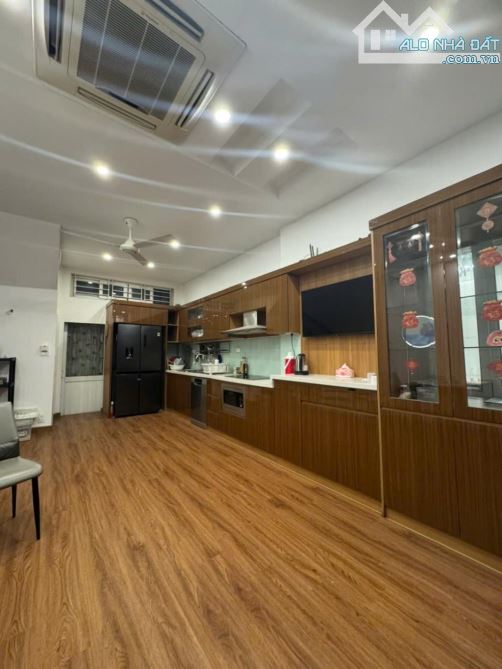 Nhà đẹp phố Nguyễn Lân – 47m², 5 tầng mới – Gần Trường Chinh, giá 11.9 tỷ - 2