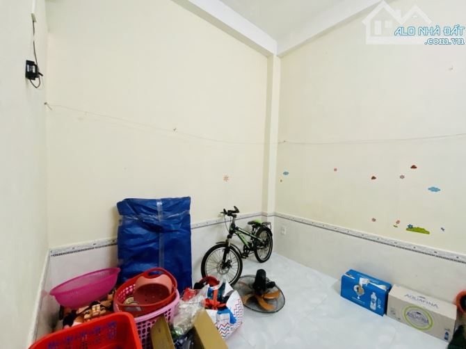 Bán nhà mặt kiệt Hoàng Diệu, 93m2, 4tỷ950 ngày trung tâm Hải Châu, Đà Nẵng - 2