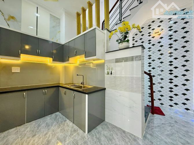 1 căn duy nhất mới nhận giảm ngay 50tr còn 2 Tỷ 360 ngay Huỳnh Mẫn Đạt, Quận 5. DT: 46.2m2 - 2