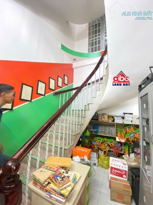 bán nhà 1 trệt 1 lầu 1 tum. Mặt tiền đường lý văn sâm. Tam hiệp biên hòa đồng Nai - 2