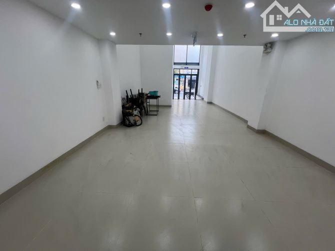 🔥🔥 Cho thuê Mặt Bằng DT 80m, mới 100% số 71 Bạch Đằng, Phường 15, Quận Bình Thạnh - 2