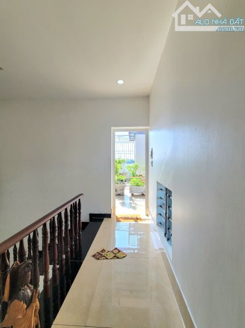 8Tỷ3__239m2__Biệt Thự ngang 11,5m gần Ngã Ba Ông Xã__hẻm 5m, ra chợ Đoàn Thị Kia chỉ 100m - 2