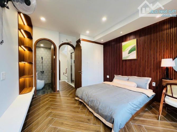 Nhà Bà Hạt có thang máy-Chỉ 3tỷ590 ngay chợ Nhật Tảo cho thuê 25tr-Sổ hồng 52m2 sang tên - 2