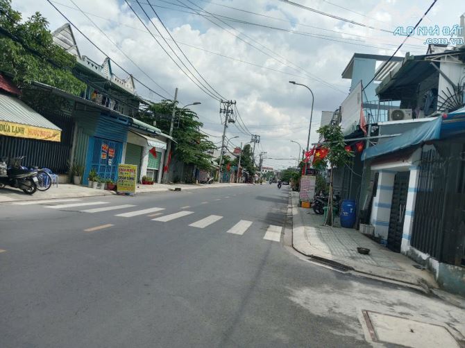 LÔ ĐẤT ĐẸP - DT: 640m2  - 50m Ra BÙI THỊ LÙNG - Ngay Chợ HÓC MÔN - Giáp Quận 12. - 2