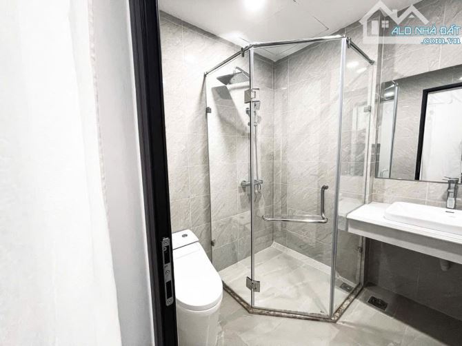 Hàng hiếm! Nhà Cầu Giấy 50m ra phố -7Tầng VIP - 2