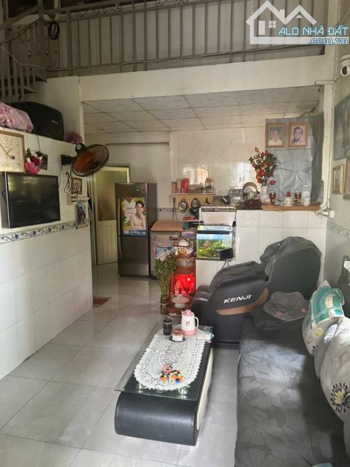 Bán đất tặng nhà Hẻm 6m 182 Lã Xuân Oai, Tăng Nhơn Phú A, 200m2, ngang 10m, chỉ 11 tỷ 999 - 2