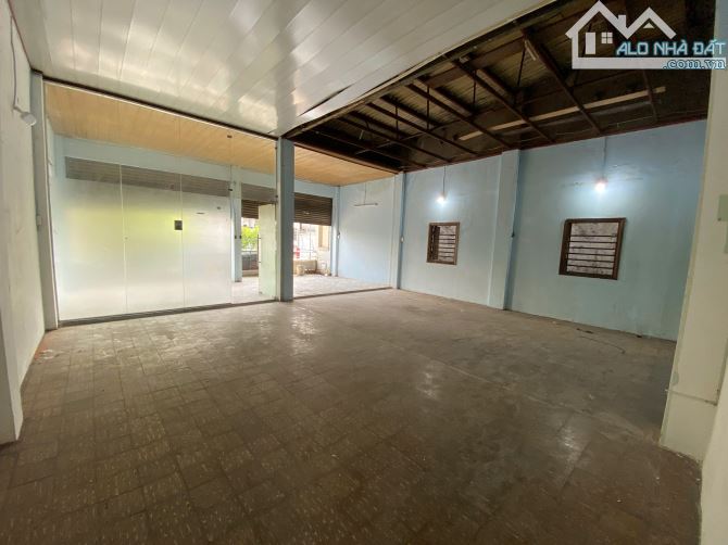 Cho thuê nhà mặt tiền Nguyễn Sơn, Tân Phú – vị trí đắc địa, phù hợp kinh doanh - 2