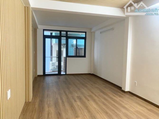 BÁN NHÀ HẺM VÕ VĂN KIỆT QUẬN 5 - 52M2 - 2