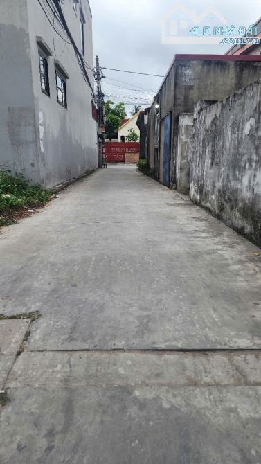 Spcc 🛑🟥Hàng Hiếm tuyến đầu Cát Linh Cách Ngô Gia Tự vài trăm mét ;-d 🚘🚘Ngõ rộng ô tô v - 2