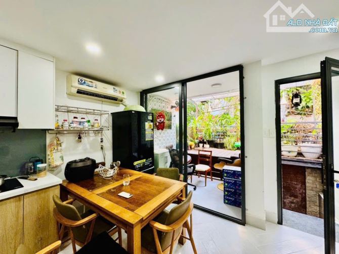 HẦM + 3Tầng, 62m2 (4.1 x 15) 5P ngủ gần Chợ Bà Chiểu, Cầu Bông giáp Q1 - 2