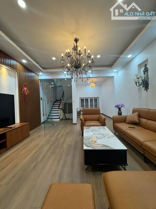 Bán nhà phố Quan Nhân Thanh Xuân, 50m2 5tầng MT5m, 4PN, oto đỗ cửa, 10m ra hồ điều hoà - 2