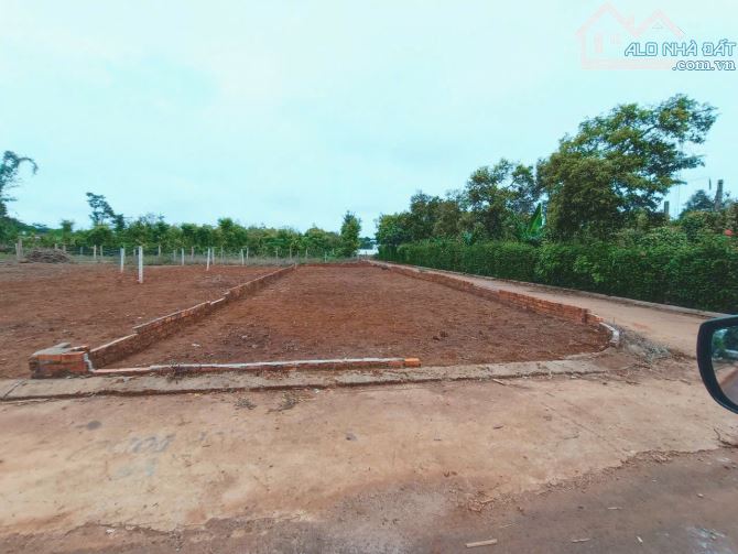Bán đất hẻm quốc lộ 26 thuộc xã eatu nay là p.Tân An - 2