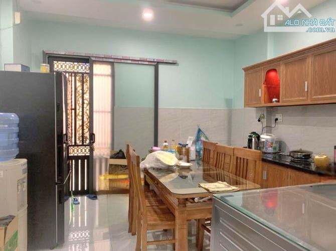 BÁN NHÀ ĐẸP CẠNH LÊ VĂN QUỚ.I - HẺM XE HƠI - ( 4.2X13M ) - 2