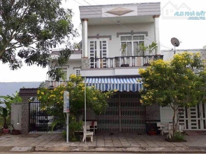 Cặp Nền Có Nhà 1 Trệt 1 Lầu Đường D4 Hồng Loan 6A 10x16 Giá 8,5 Tỷ Cái Răng Cần Thơ - 2
