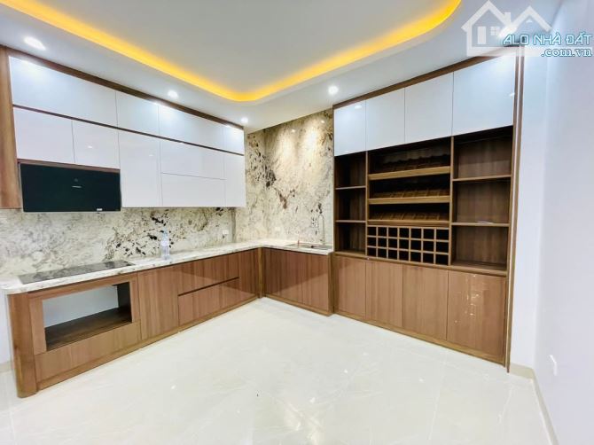 10m Phố Định Công, oto vào nhà, kdoanh CTY, thang máy, sổ 55m2. Nhà đẹp. Giá 16.6 tỷ - 2