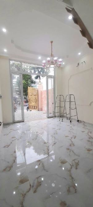 MẶT TIỀN DƯƠNG BÁ TRẠC QUẬN 8, ĐƯỜNG TRƯỚC NHÀ 20M, NGANG 4M, 50M2, CHỈ 8 TỶ 5. - 2