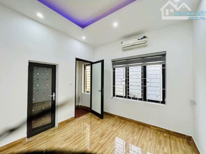 Bán nhà 55m2, 7,7 tỷ, Trương Định, Giáp Bát, Hoàng Mai, đủ nội thất, ngõ thông ô tô, gitốt - 2