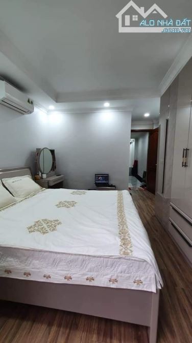 BÁN NHÀ ĐẸP - PHỐ HỒ TÙNG MẬU, CẦU GIẤY - 35M2, 5 TẦNG - GẦN PHỐ - NHỈNH 6 TỶ 🔥 - 2