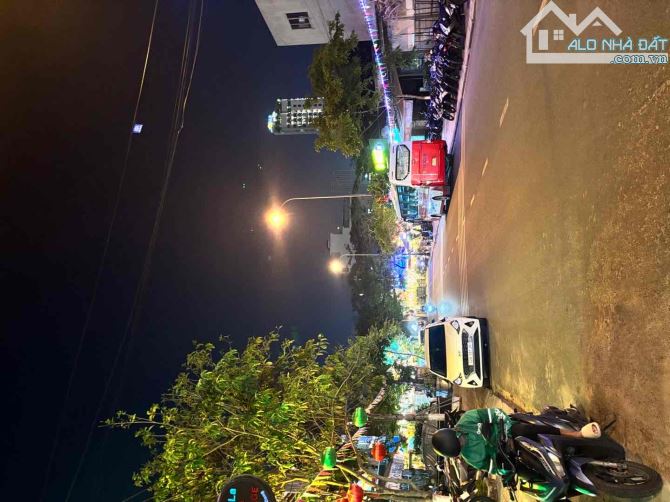 Chào bán lô đất kinh doanh thuận lợi mặt tiền đường Trần Bạch Đằng - 2